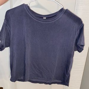 Lululemon cropped tee